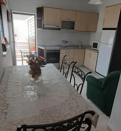 Apartament Alojamento Lapetit